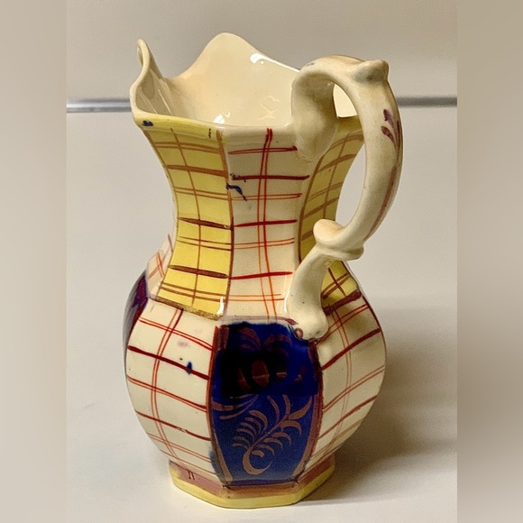 19th Century Gaudy Welsh Unrecorded Plaid Grid Pattern Jug Handled Pitcher - Picture 6 of 16